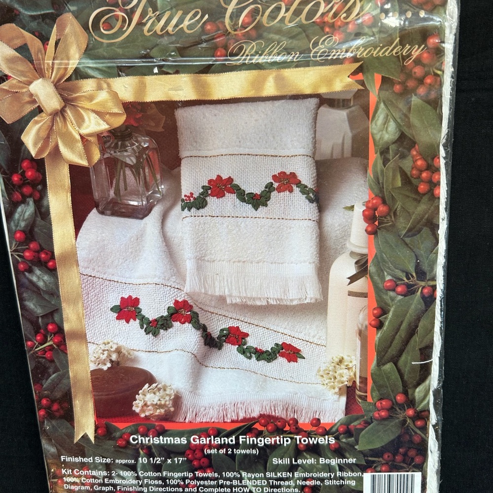 Christmas Fingertip Towel Kit, Vintage Ribbon Embroidery Beginner Set